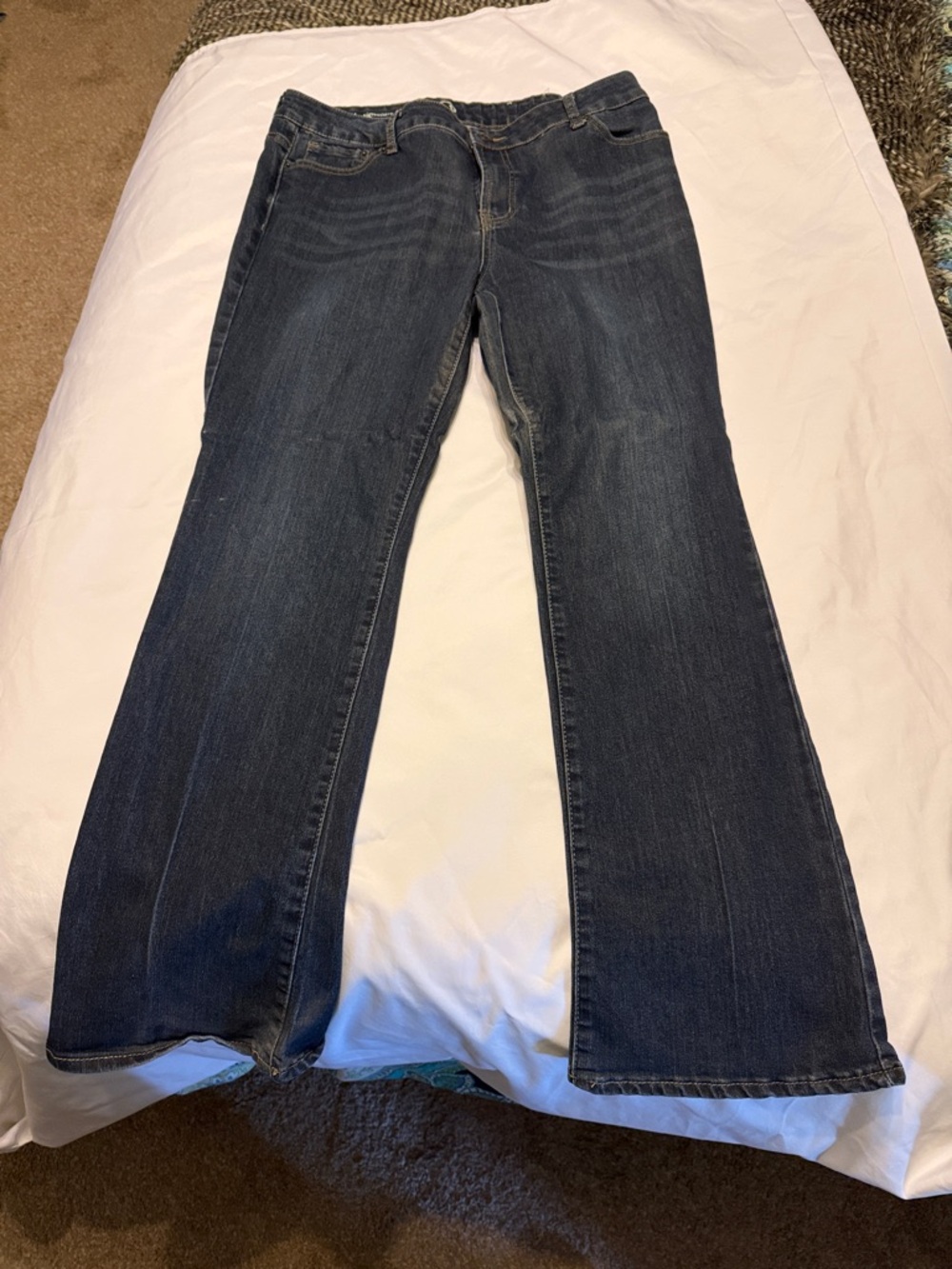 Women’s Boot Cut Jeans - Dark Blue